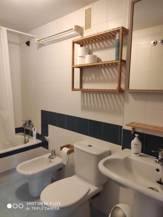 Apartamento Luminoso Y Acogedor Con Excelente Ubicación Oleiros